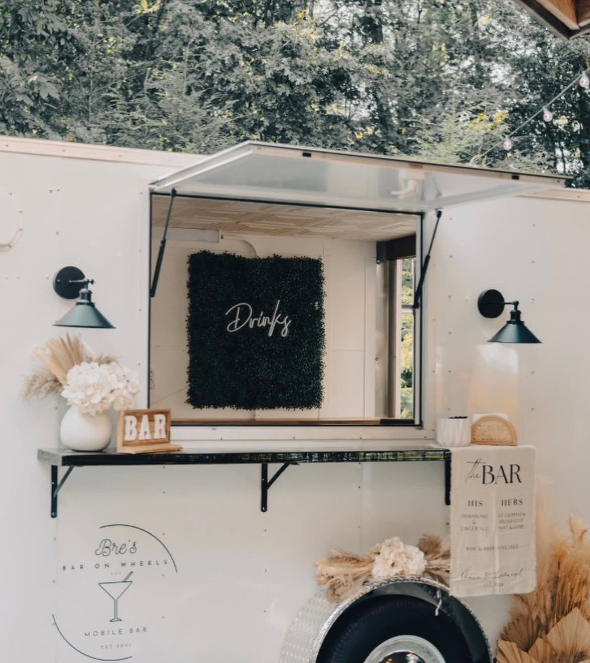 Custom Linen Menu