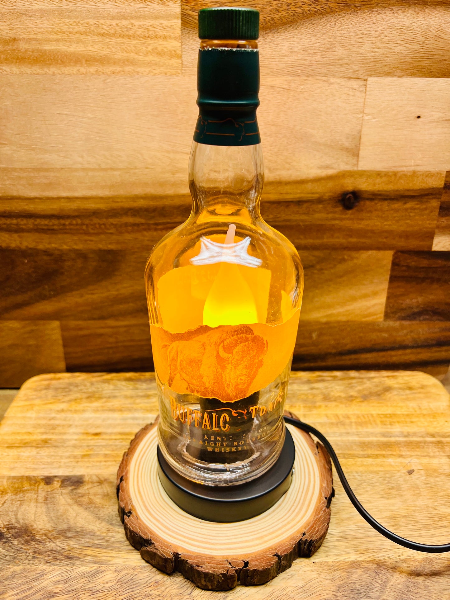 Buffalo Trace Bourbon Bottle Lamp (label scratch)